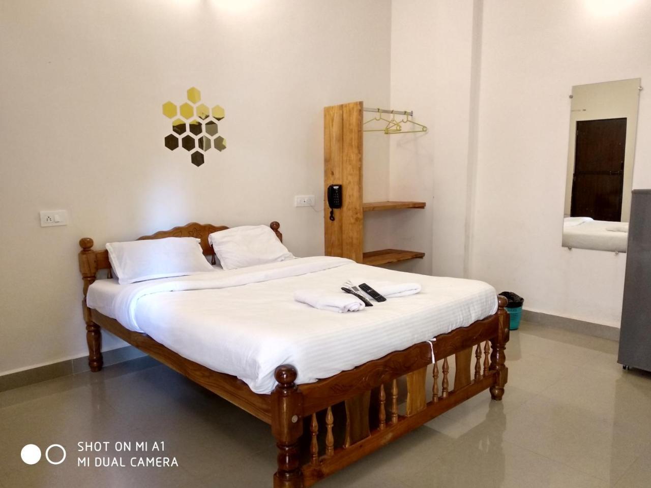Candolim Beach Place Exterior foto