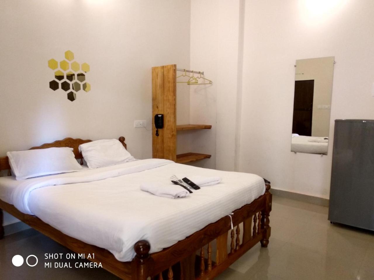Candolim Beach Place Exterior foto